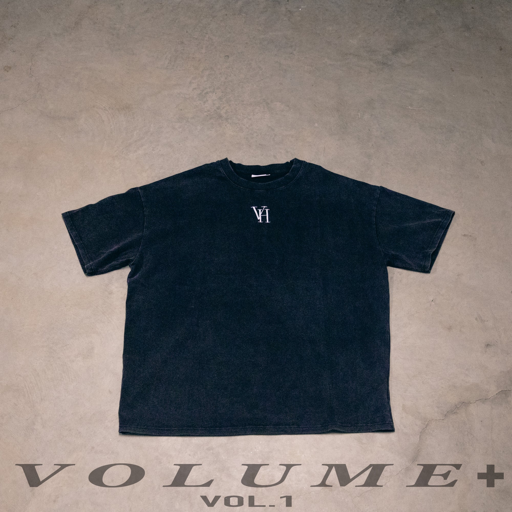 Volume VH staple Tee